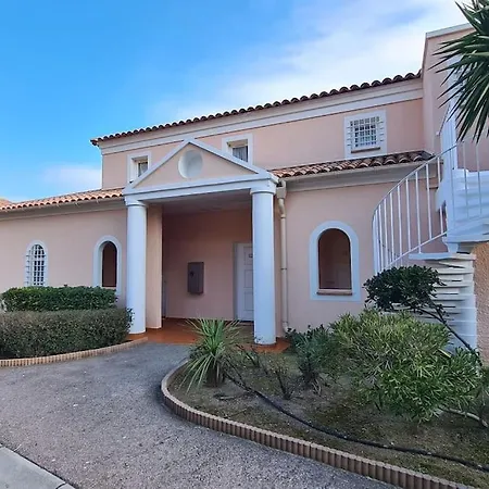 Apartment T3 Vue Mer Village Cap Esterel Agay *